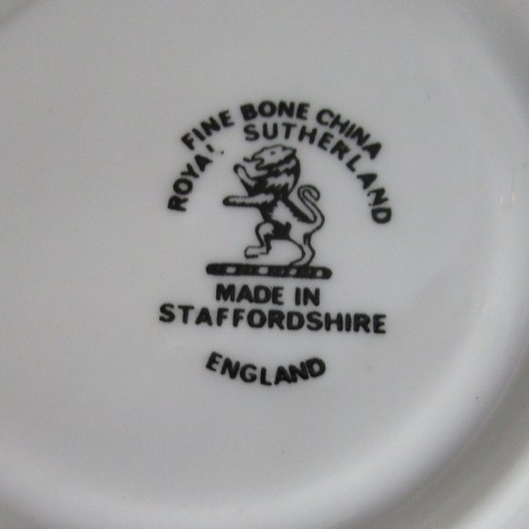 vintage tea cup and saucer - Picture 5 of 6